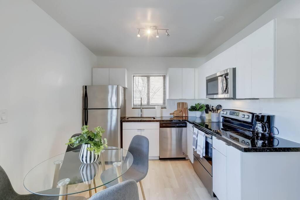 Chic Retreat: 2Br Apartment! Fort Lauderdale Exterior foto