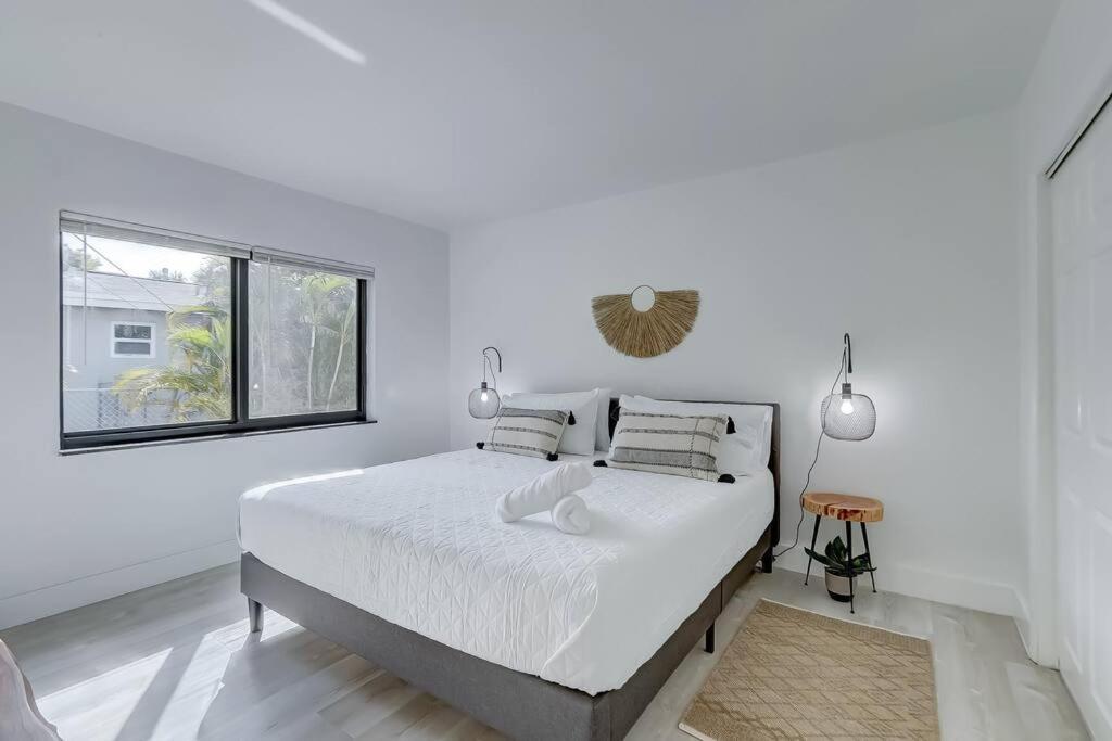 Chic Retreat: 2Br Apartment! Fort Lauderdale Exterior foto