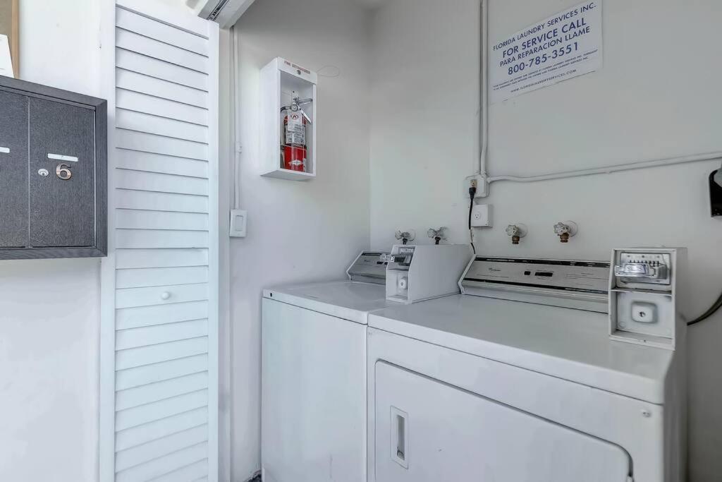 Chic Retreat: 2Br Apartment! Fort Lauderdale Exterior foto