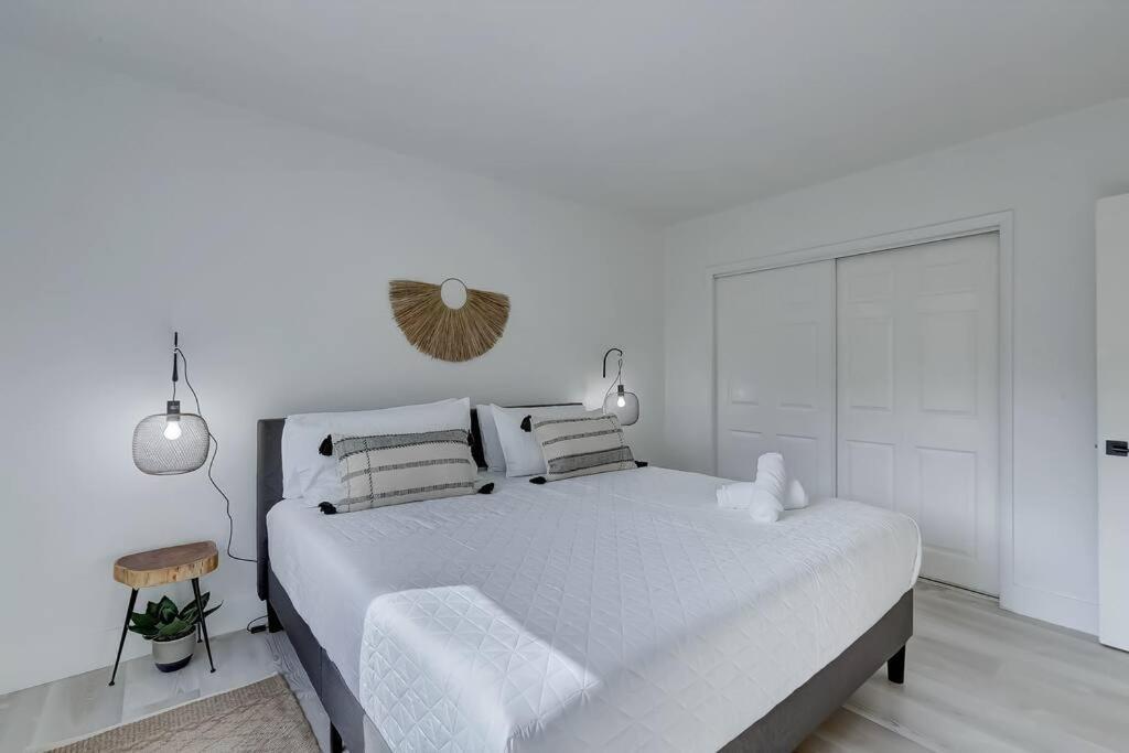 Chic Retreat: 2Br Apartment! Fort Lauderdale Exterior foto