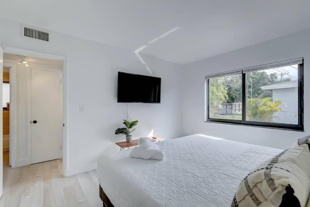 Chic Retreat: 2Br Apartment! Fort Lauderdale Exterior foto